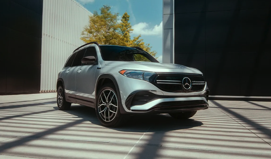 Mercedes EQB SUV