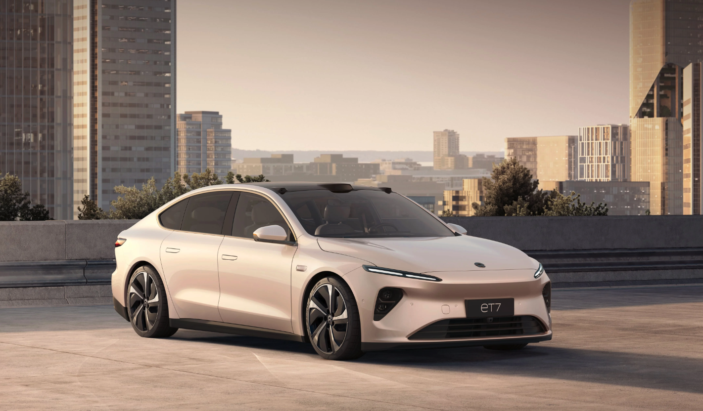 NIO ET7
