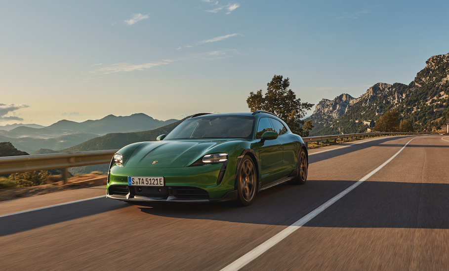 Porsche Taycan Cross Turismo